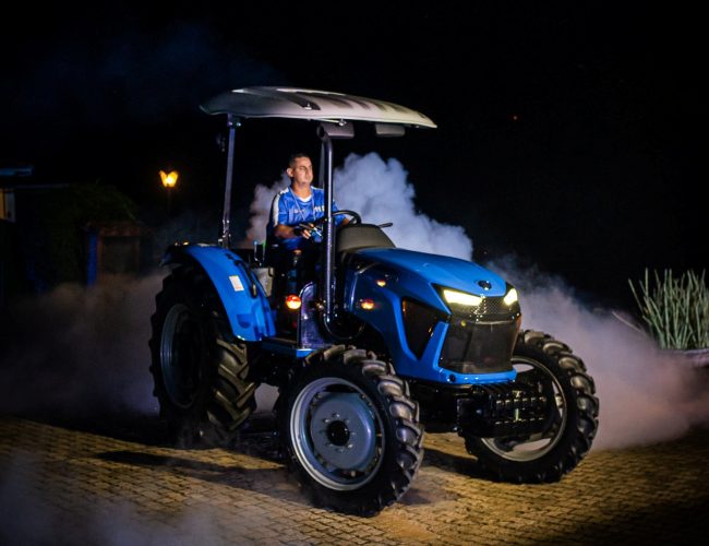 Único em seu segmento, trator MT4 70 da LS Tractor mostrará sua versatilidade na Agrishow